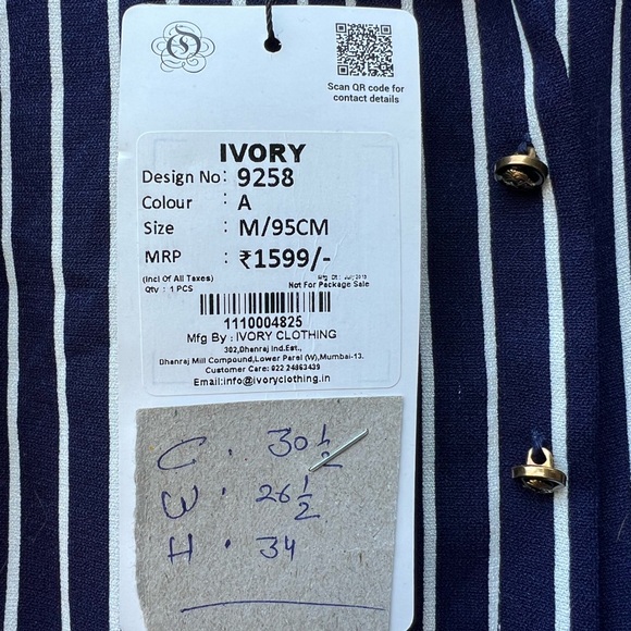 Beautiful blouse/Dress with Rose embroidered on top. New with tag. - Picture 5 of 8